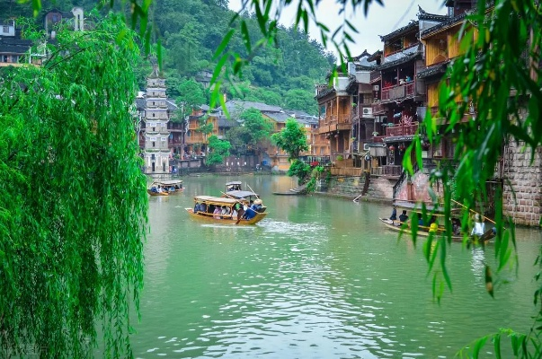 凤凰古城在湖南哪个市?探秘这座湘西明珠的地理归属与魅力 凤凰古城在湖南哪个市?探秘这座湘西明珠的地理归属与魅力