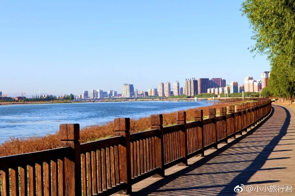 辽宁朝阳天气，四季分明的辽西小城，冷暖交织的生活画卷